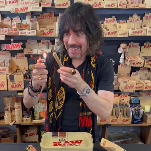 Josh Kesselman's RAW Rolling Papers Named 'Best Rolling Papers' Twice in One Month